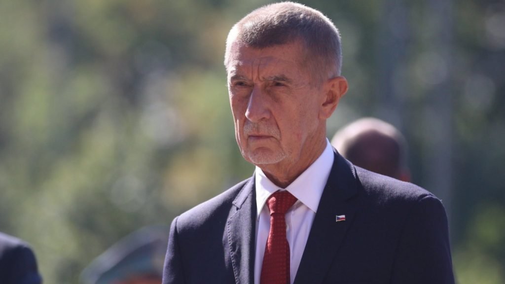 зловещо предупреждение от прага: на крачка сме от катастрофа