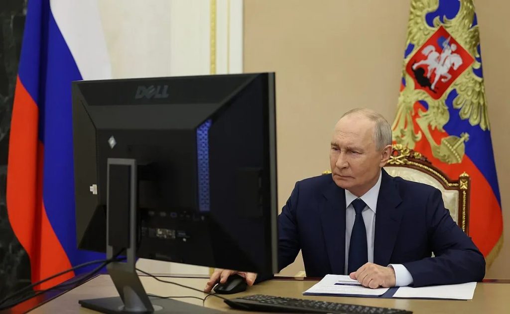 илюзията за мощта на кремъл: защо западът все още не е сложил край на войната?
