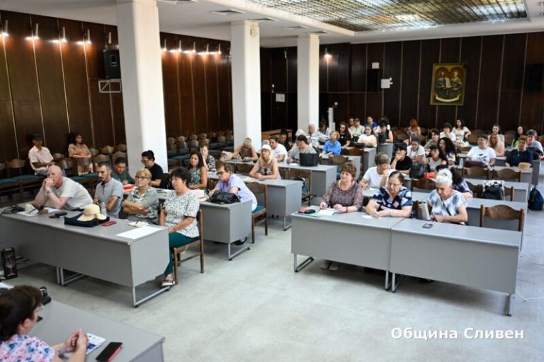 Културно разцъфване в Сливен: Читалищата получават нов тласък с общински средства