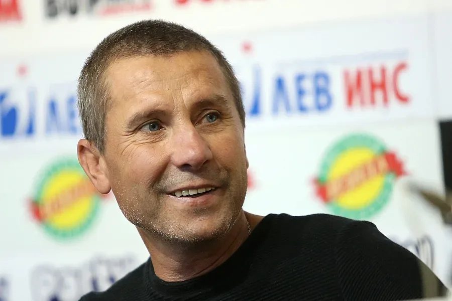 легендата на ринга: как даниел петров покори света в категория лека муха