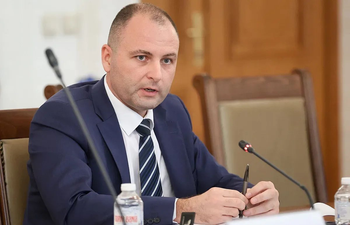 мисия „прозрачност“: какво всъщност се случва в „лукойл нефтохим бургас“?