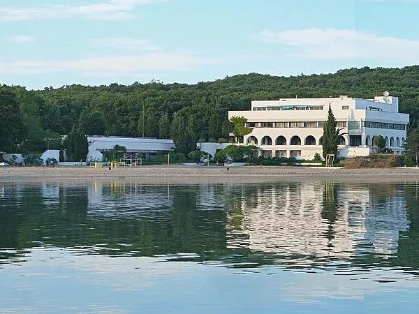 мистиката на „перла“: от скривалище на елита до оазис за душата