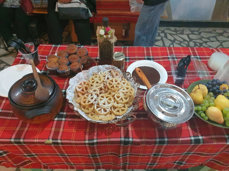 Нейково: Сърцето на Котленския Балкан Бие в Ритъма на Фолклора и Вкуса
