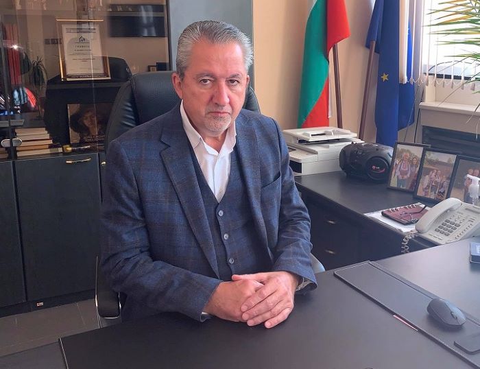 неповторимият михаил желев: легендата, която надмина времето и рекордите