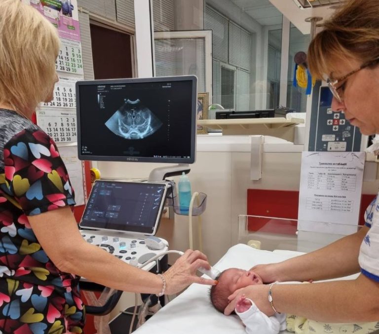 Нова ера в грижата за най-малките: Сливенската неонатология с последно поколение ехограф