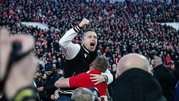 обрат в цска: христо янев сменя ролята си, а даниел моралес поема управлението