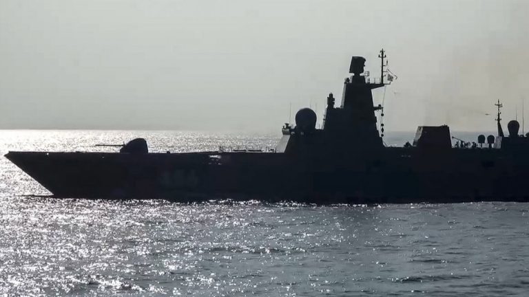 Опасно приближаване в международните води: Руски ракети срещу датски хеликоптер