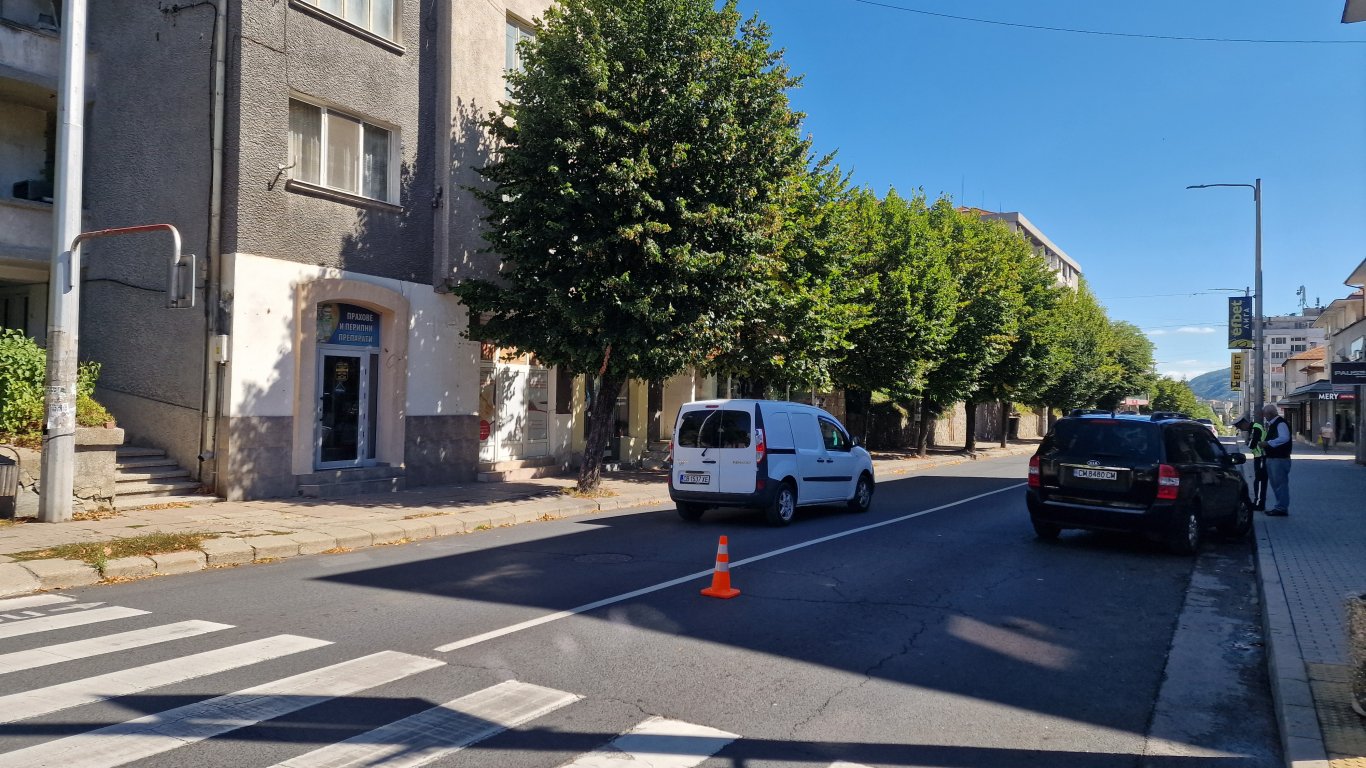 проклятието на една пешеходна пътека: смолян отново настръхна след пореден инцидент