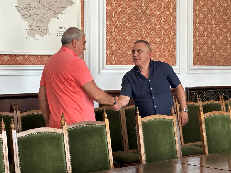 пряк диалог със сливен: как кметът радев решава проблемите на гражданите