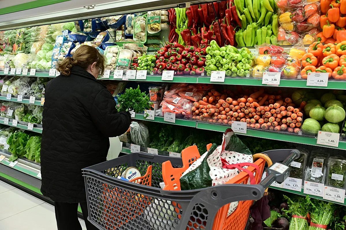 рецептата на атина срещу скъпотия: 1700 продукта с нови цени