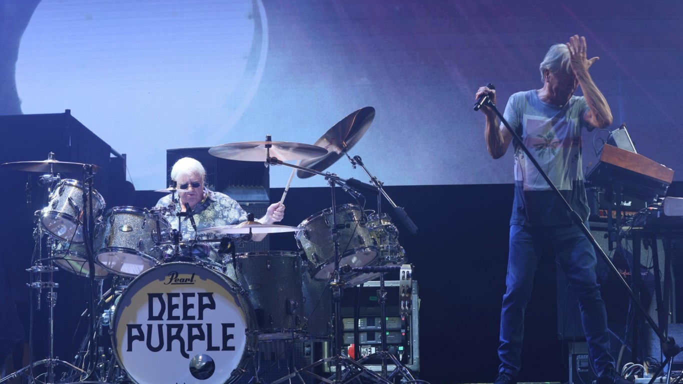 рок легендите от deep purple превзеха софия с емоционален концерт