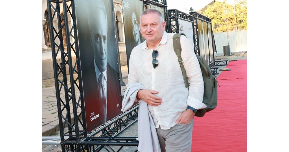 светлина срещу смъртта: георги господинов покорява франция с новия си роман
