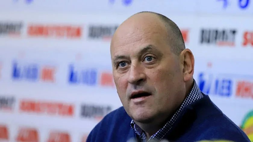 силна подкрепа за христо янев: барчовски не спести критиките си към ръководството на цска