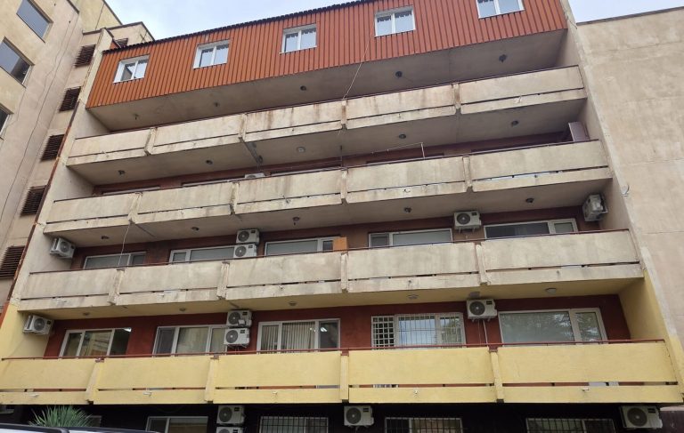 Сливенски студентски общежития предлагат свободни стаи за граждани