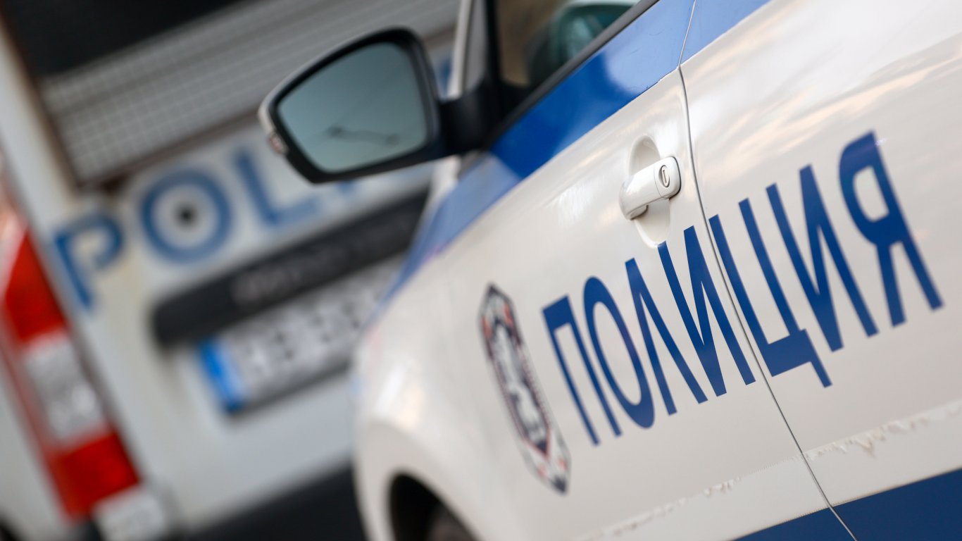 смъртоносен сблъсък на път ii-19: мъж загина, жена е в болница