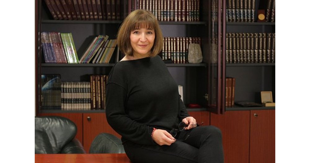 специален празник: паола хюсеин отбелязва своя рожден ден
