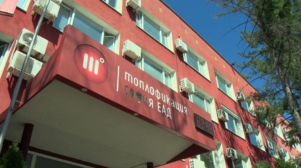 студен октомври в младост 3: шест блока в борба с ремонтите на топлофикация