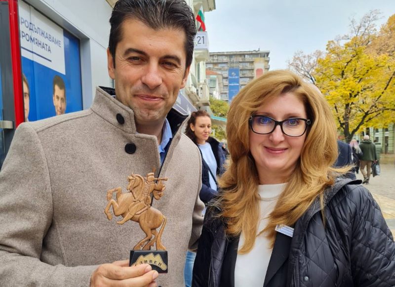татяна султанова отново повежда екипа на „продължаваме промяната“ в сливен