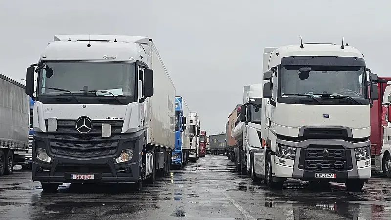 търговският бум блокира „марица“: 18 км камиони чакат за турция