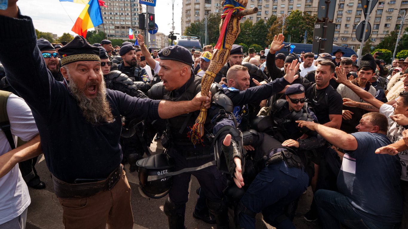 хаос в букурещ: жандармерия и фермери в сблъсък пред правителството