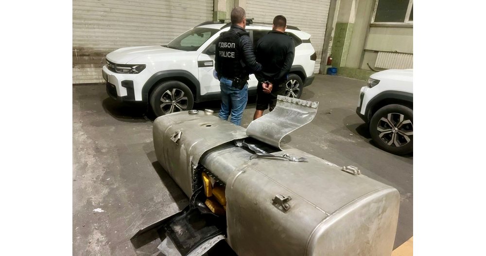 шофьор с наркотици за милиони остава зад решетките