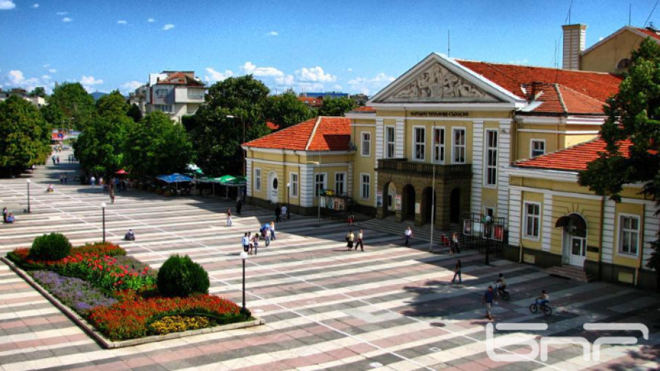 ямбол се потапя в магията на музикалните празници „златната диана“