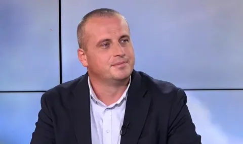 Александър Стоянов: Един народ е толкова голям, колкото са големи мечтите му за бъдещето и колкото по-голяма е критичността към миналото