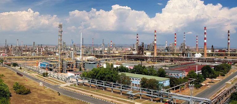 Вашингтон удължава хоризонта пред „Лукойл“ в България до 2027 г.
