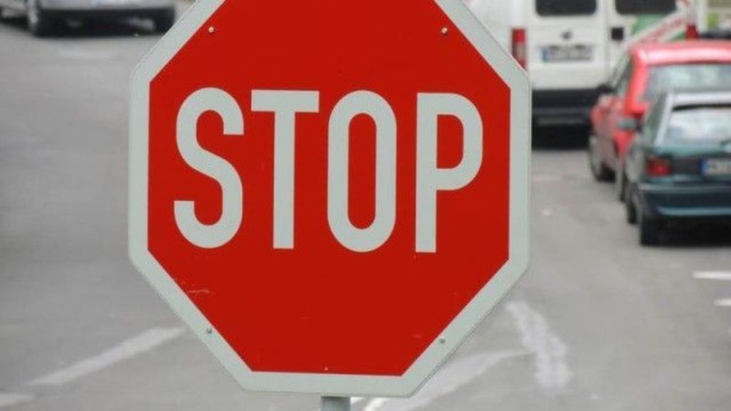 внимание, шофьори в сливен: ограничения по бул. „братя миладинови“ този петък