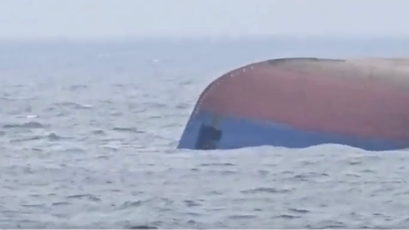 героизъм в черно море: български екипаж спаси живота на деветима моряци