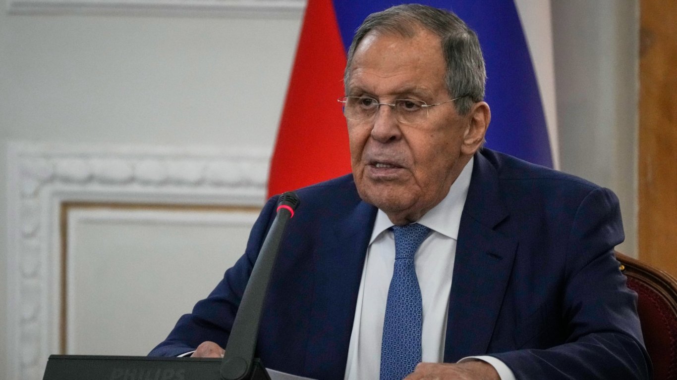 дипломатически удар в атланта: лавров залага на г-20 срещу икономическата обсада на русия