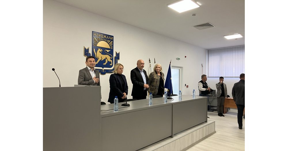 европа под лупа: искра михайлова сигнализира за натиск над кметове на дпс