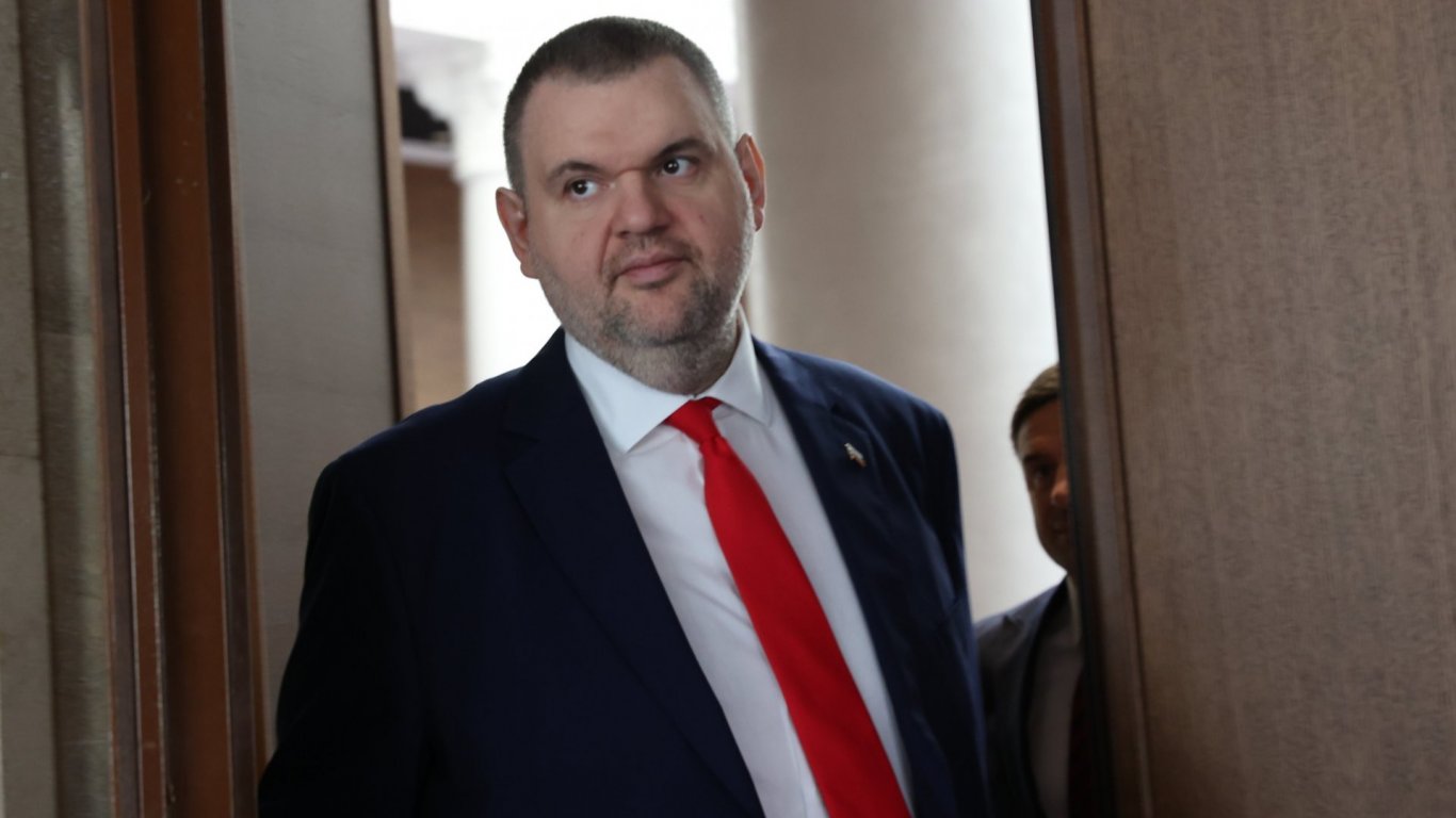 европейски сигнал и политическа война: дпс атакува радев за полицейски натиск