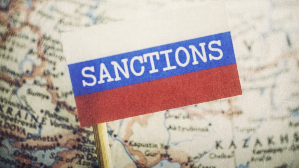 европейският съюз отприщи невиждана вълна от санкции срещу русия