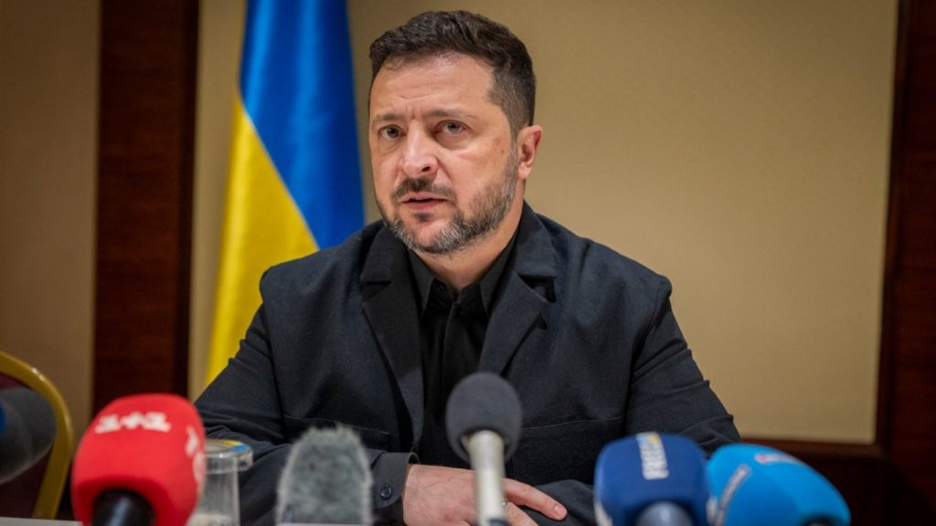 информационен вакуум по време на обстрел: зеленски за липсата на предупреждения от запада