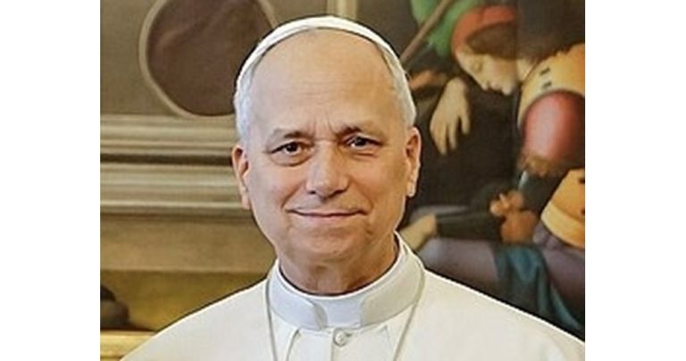 Италия се обединява в подкрепа за Папа Лъв XIV преди важната операция