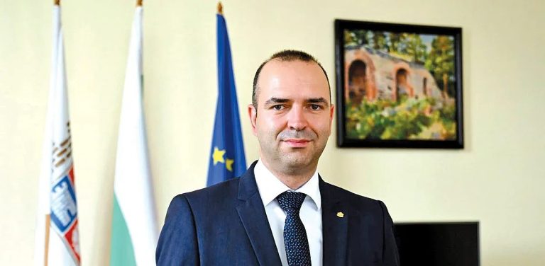 Кюстендил Разцъфтява: Стратегията зад Обновлението на Града на Водата и Плодовете