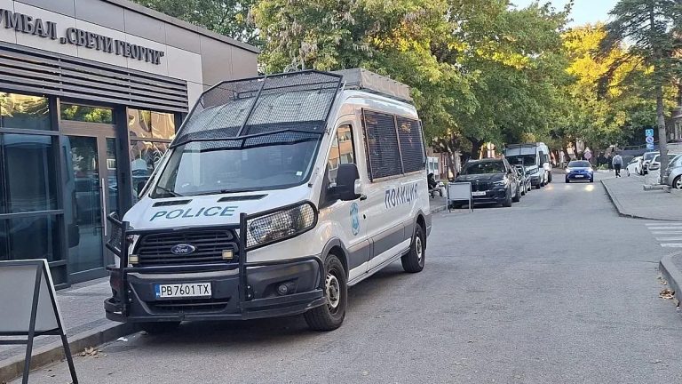 Мащабна полицейска операция в пловдивска болница: Какво се случва в „Св. Георги“?
