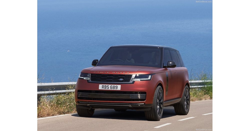 мащабна сервизна акция: range rover изтегля десетки хиляди бройки заради дефект в камерата