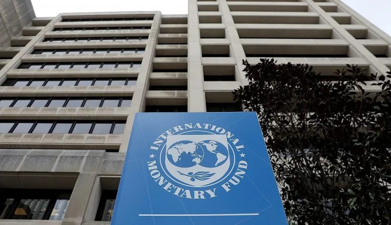 МВФ бие тревога: По-бавен растеж и упорита инфлация за България