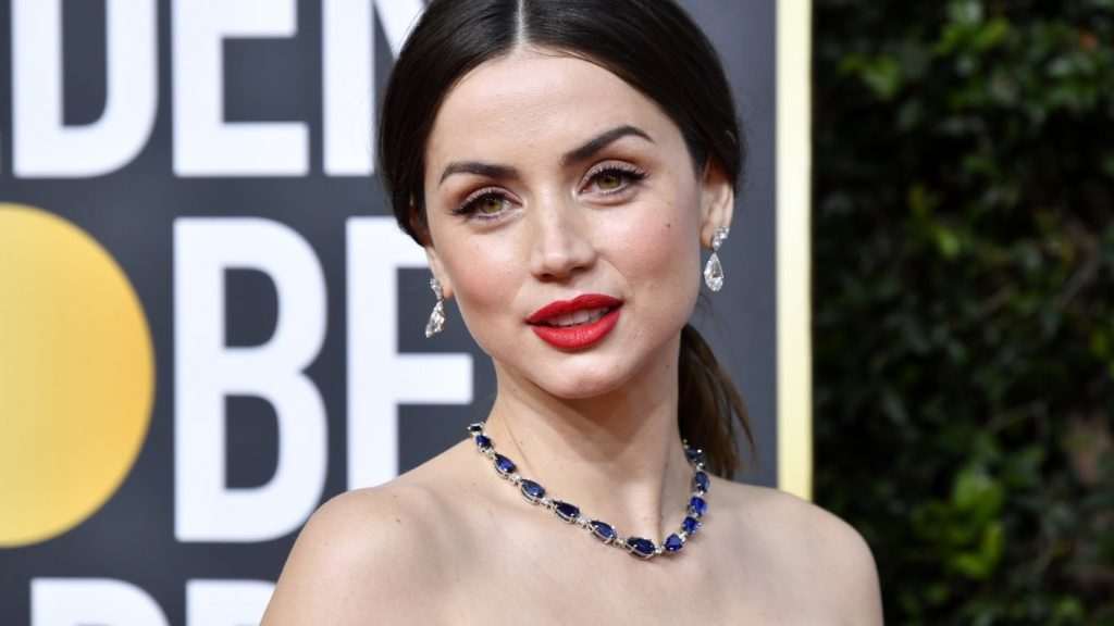нова глава в любовния живот на ана де армас: кой е мъжът до звездата?