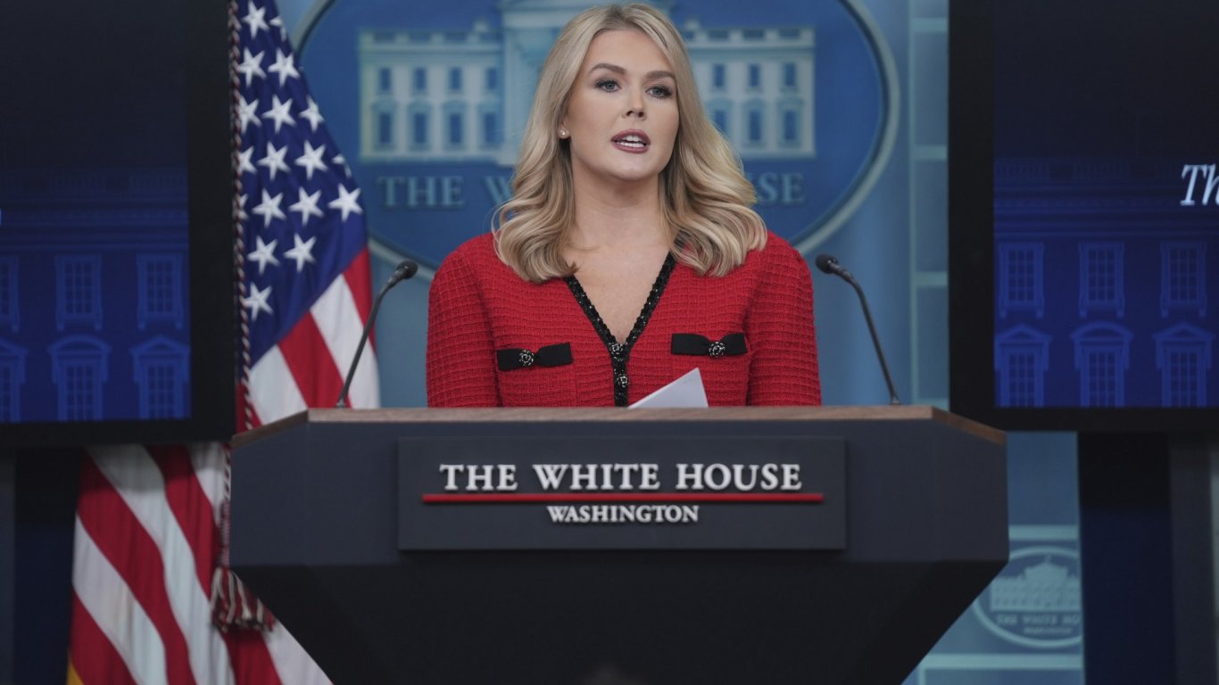 ново лице в ефира на fox news: карълайн левит сменя белия дом с телевизионното студио