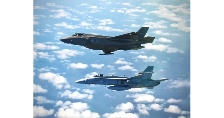 Нощна тревога над Румъния: F-18 в небето заради призрак от Украйна