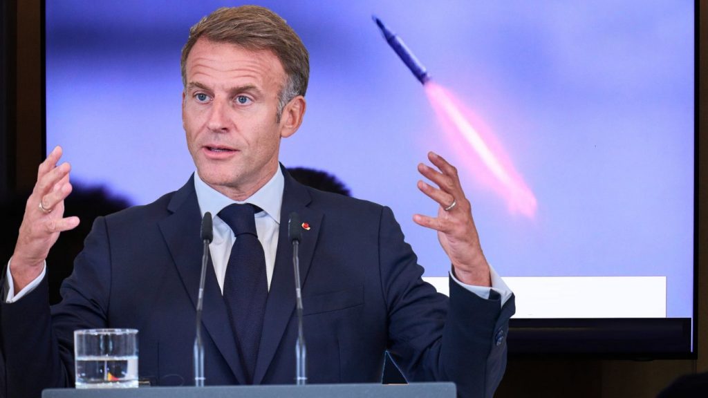 париж демонстрира мускули: успешен изстрел на ядрена ракета от морските дълбини
