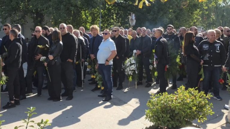 Пловдив плаче: Последно сбогом с Илиян Филипов на фона на неразгадана мистерия