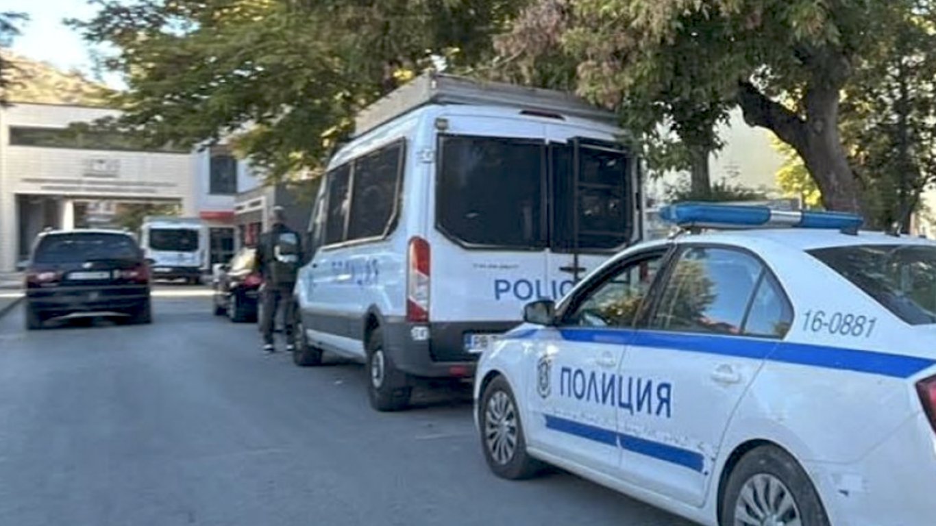 пловдивска болница под полицейски обсада: какво се случва в „свети георги“?