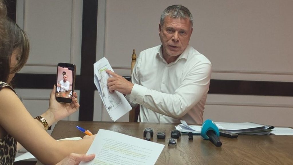 политически трус в горна оряховица: кметът николай рашков подава оставка