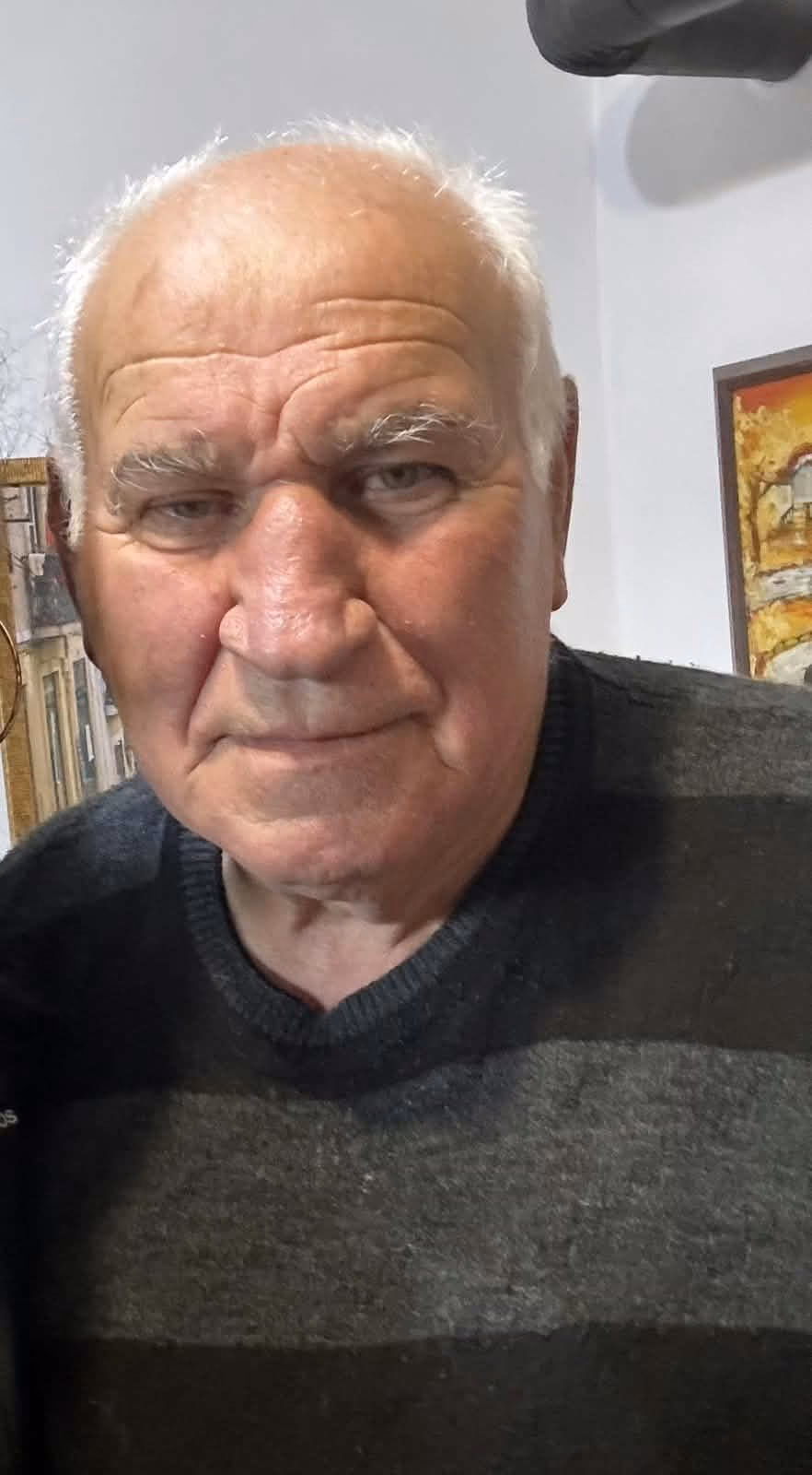 полицията в котел търси 74-годишен мъж