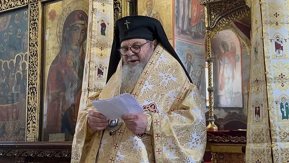 празничен калейдоскоп: кои известни българи празнуват днес?