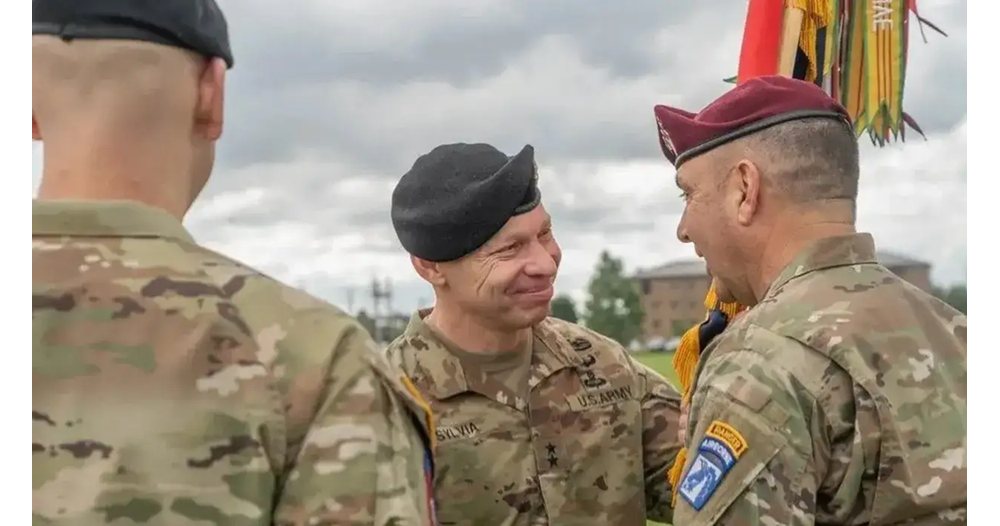 предателство в най-високите ешелони: как генерал от пентагона заложи кариерата си за тайни разговори с медиите